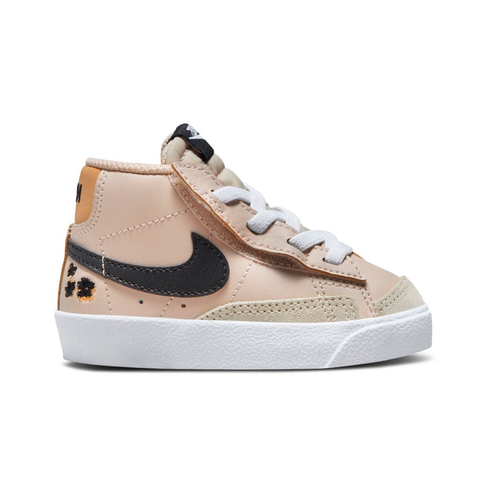 Nike Kids Tan and Black Sneakers